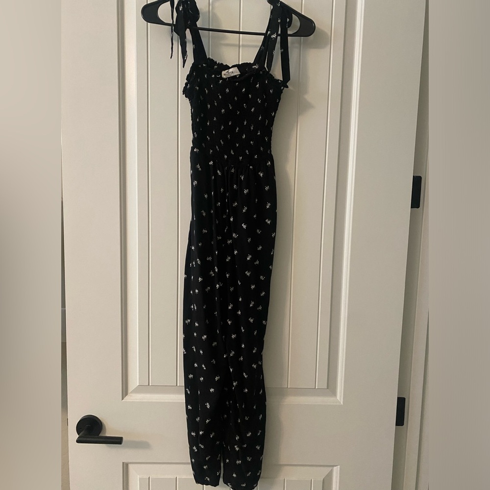Hollister tie shoulder jumpsuit in black floral Size XS